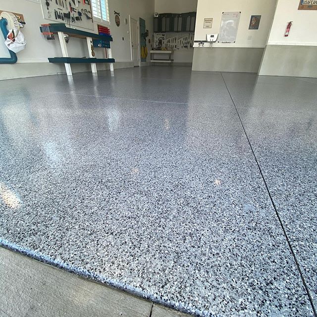 Give Your Garage a More Elegant Look with an Epoxy Floor